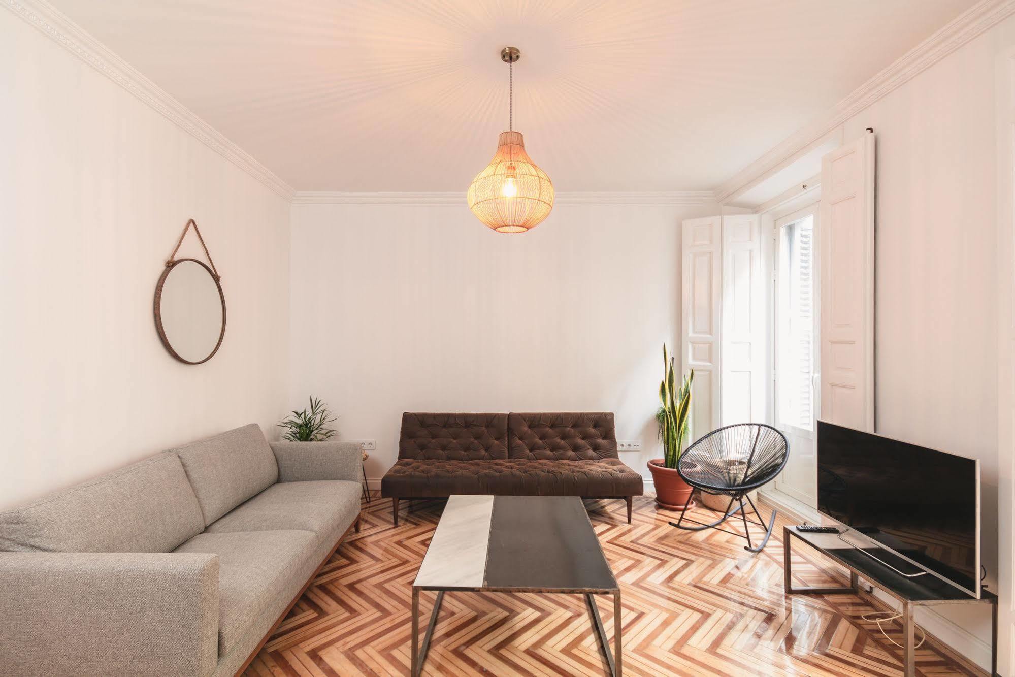 Fuencarral Appartement Madrid Buitenkant foto